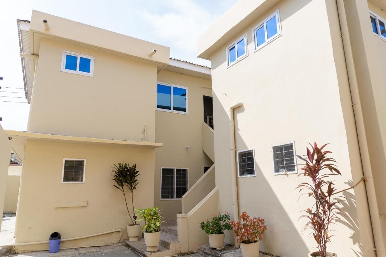 Brannic Lodge Accra Luaran gambar
