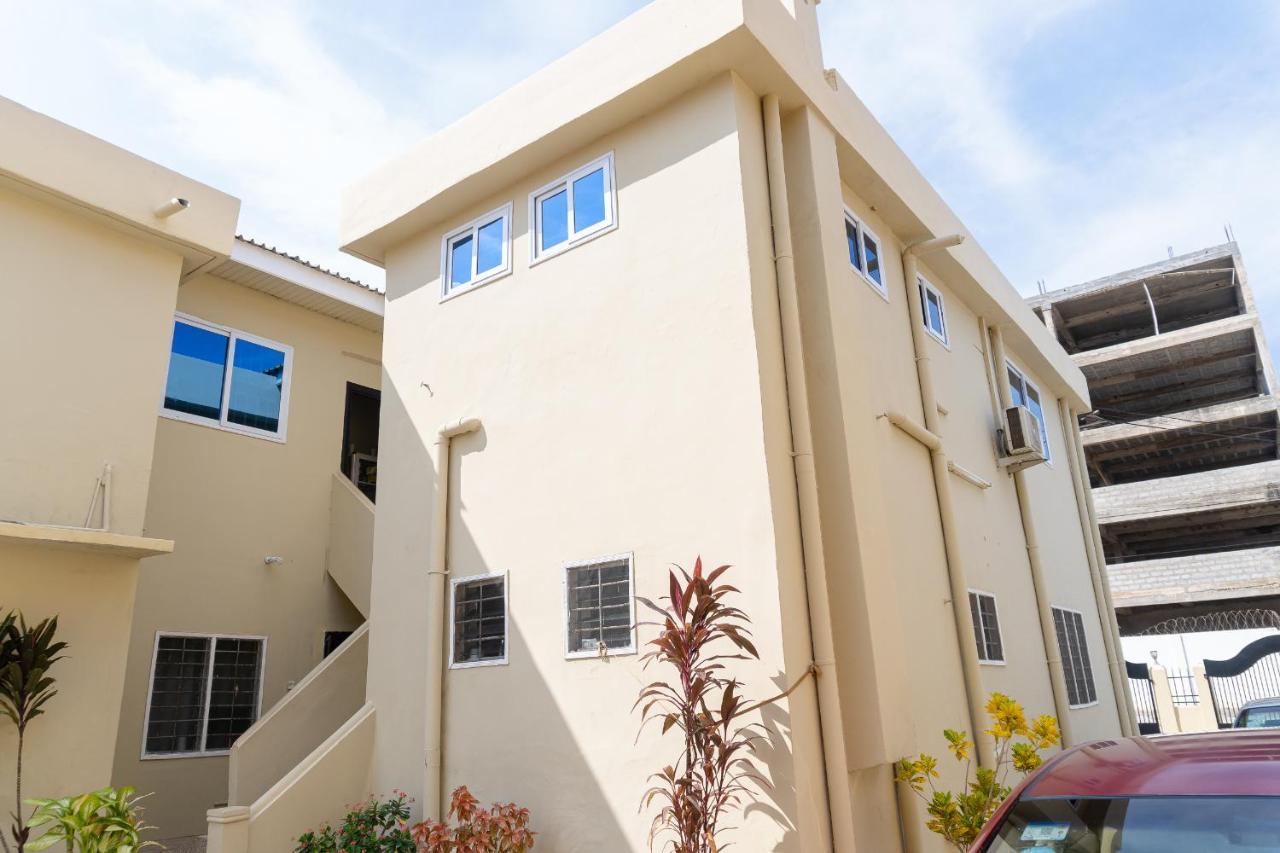 Brannic Lodge Accra Luaran gambar