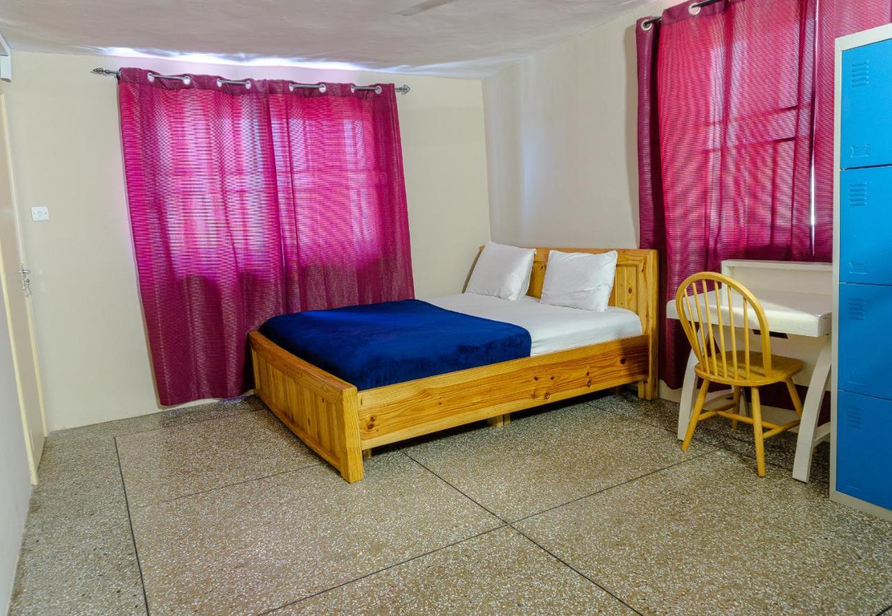 Brannic Lodge Accra Luaran gambar