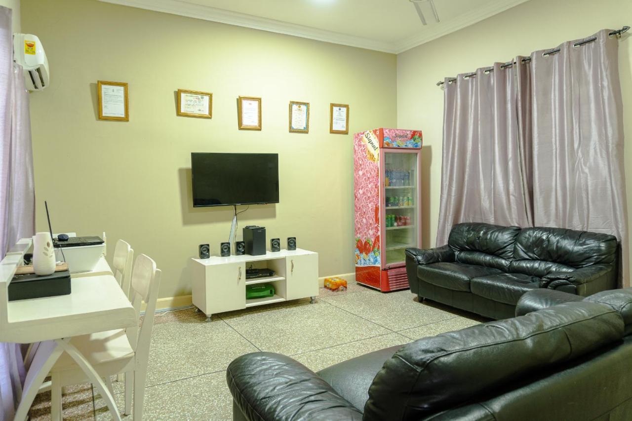 Brannic Lodge Accra Luaran gambar