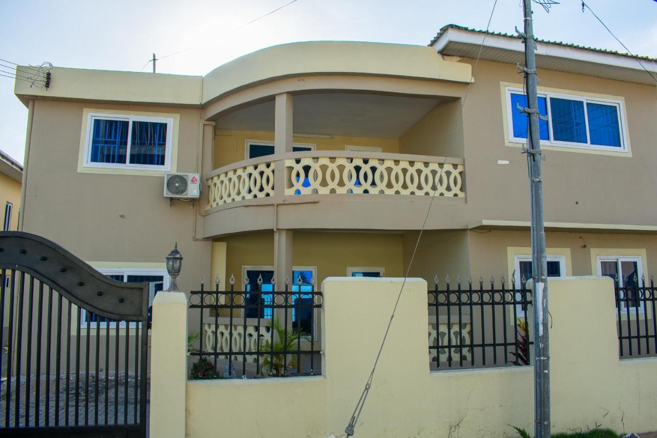 Brannic Lodge Accra Luaran gambar