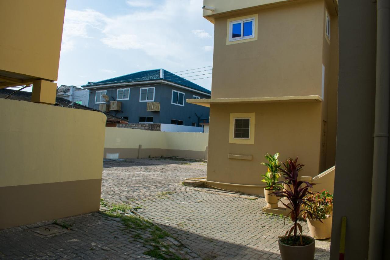 Brannic Lodge Accra Luaran gambar